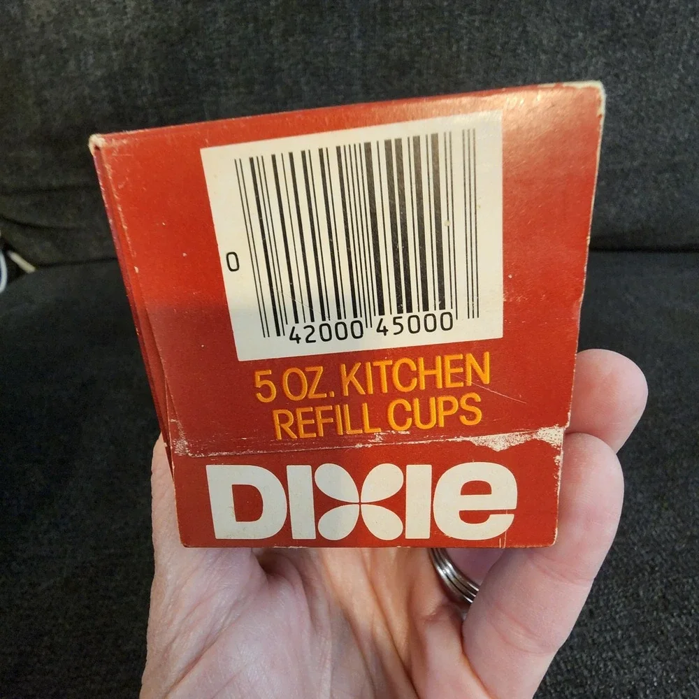1981‎ Dixie Heritage Kitchen 50- 5oz Refill Cups Original Scenes